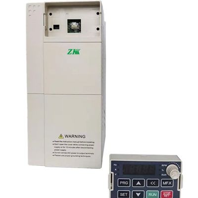 DC AC 220V 3 HP 10A MPPT VFD Surfact浸水許容のポンプのための太陽ポンプ インバーター